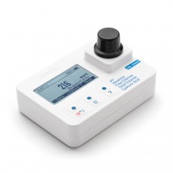 Photomètre multiparamètre spécial piscine, alcalinité, acide cyanurique, chlore et pH, livré en mallette avec solutions étalons